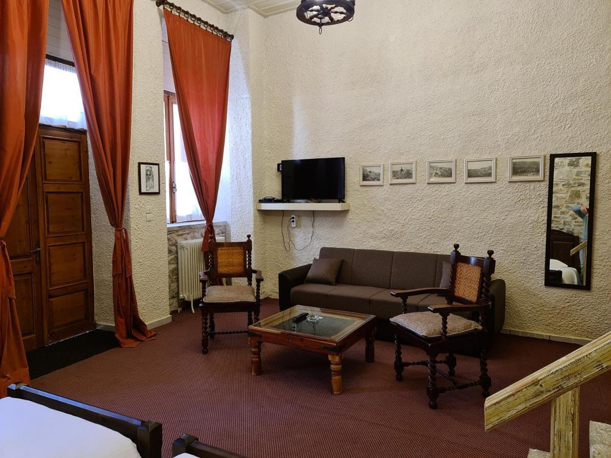 Pension Maria Arachova Luaran gambar