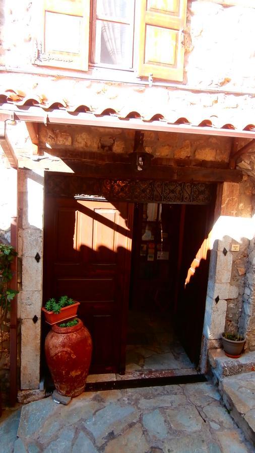 Pension Maria Arachova Luaran gambar